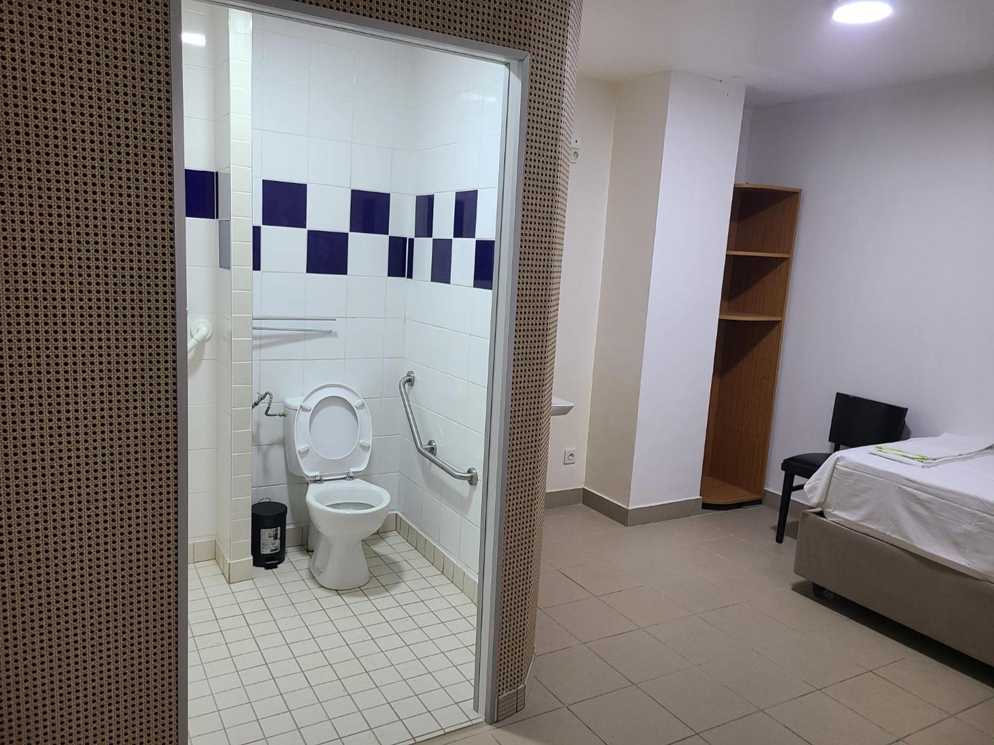 Hotel Victoire, Poitiers Gare Exteriör bild