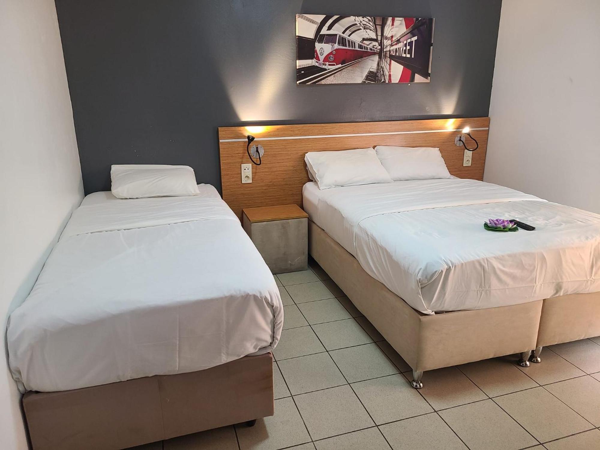 Hotel Victoire, Poitiers Gare Exteriör bild