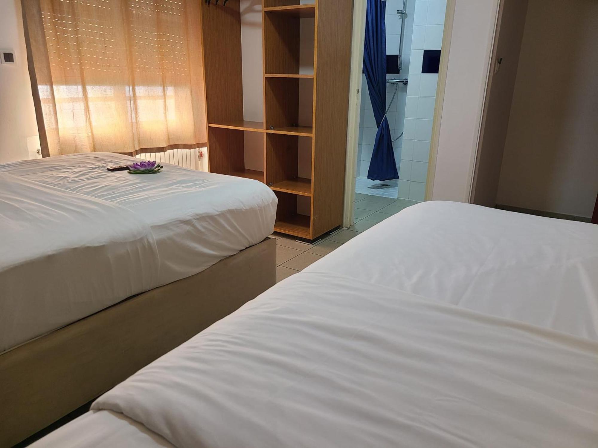 Hotel Victoire, Poitiers Gare Exteriör bild